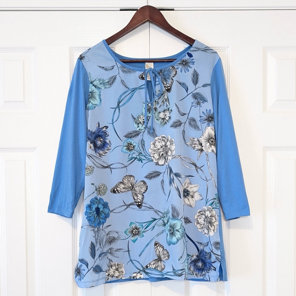 Size Large Whimsigoth Y2K Vintage Blue Butterfly and Flower Shirt 60% Cotton